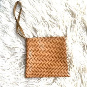{Vintage} Camel Vinyl Weave Wristlet Clutch Purse